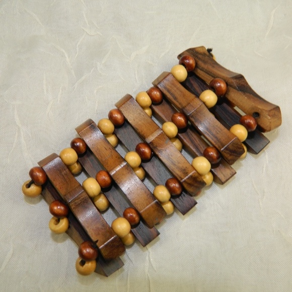 Vintage 1970s Three Tone Wood Bead Stretch Bracelet Boho Hippie Natural Jewelry - Picture 3 of 3